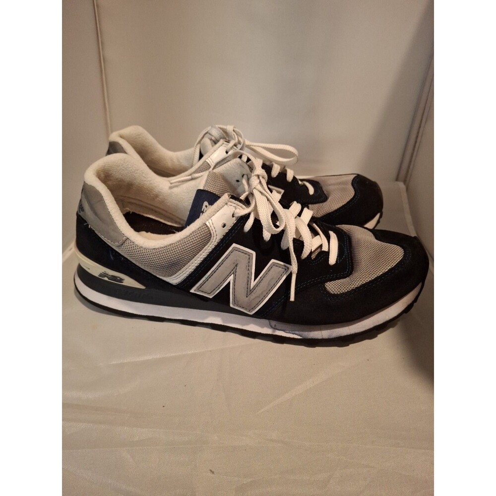 NEW BALANCE 574 Men's Classic Sneaker Blue /Gray Size 11.5 - Picture 9 of 10